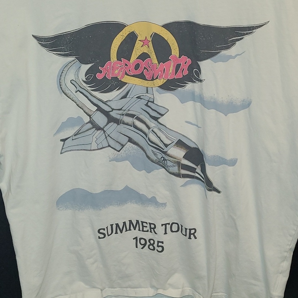 Aerosmith Summer Tour 1985 T-Shirt 2024 Rag Doll Merch Size LG - Picture 2 of 9